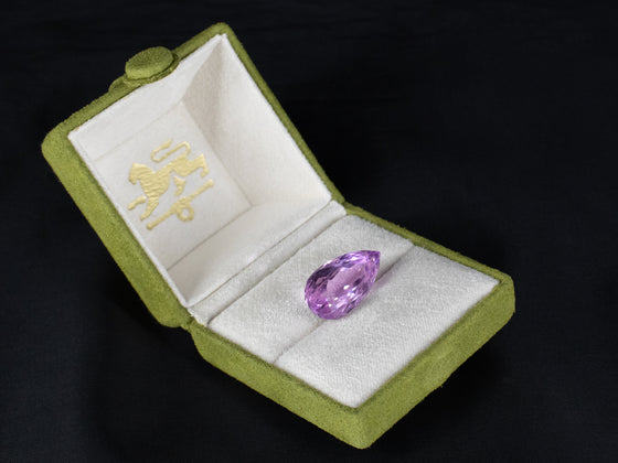 21.52 Ct. Light Fuschia Elongated Pear Cut Kunzite