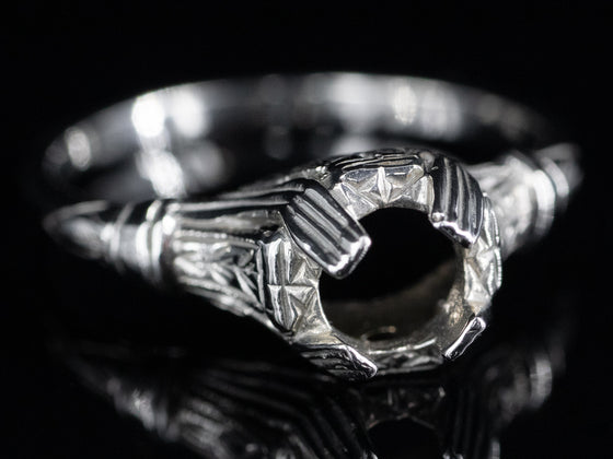 The Lamprey Semi-Mount Engagement Ring