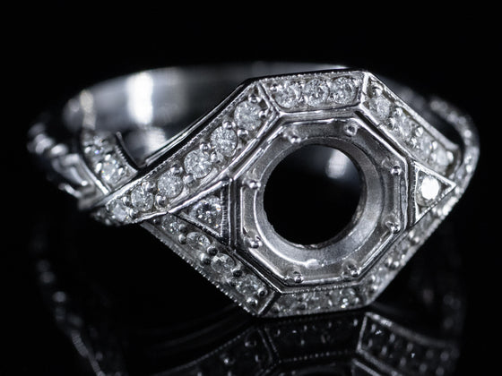 The Leigh Semi-Mount Engagement Ring