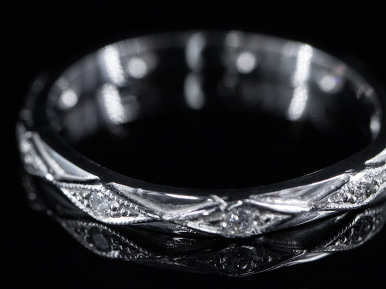 The Sofie Diamond Band in Platinum