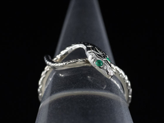 The Serpentine Emerald Snake Band in 14K White Gold